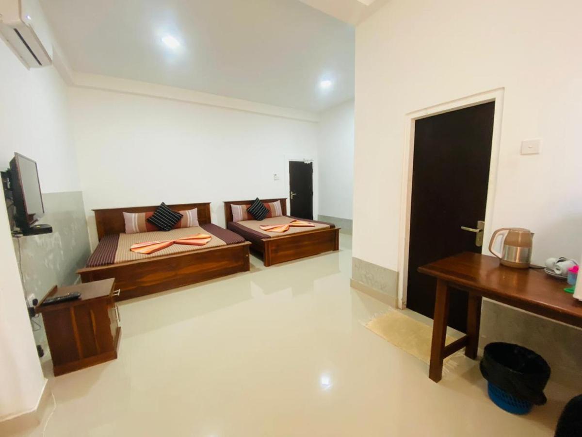 Optimum Residencies Bed & Breakfast Negombo Ngoại thất bức ảnh