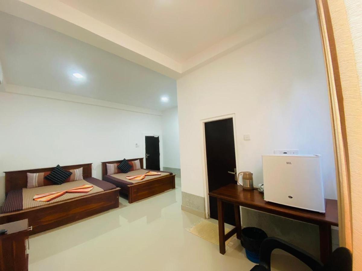 Optimum Residencies Bed & Breakfast Negombo Ngoại thất bức ảnh